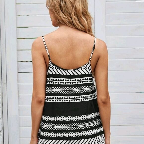 Geo Print Cami Top - Picture 4 of 7